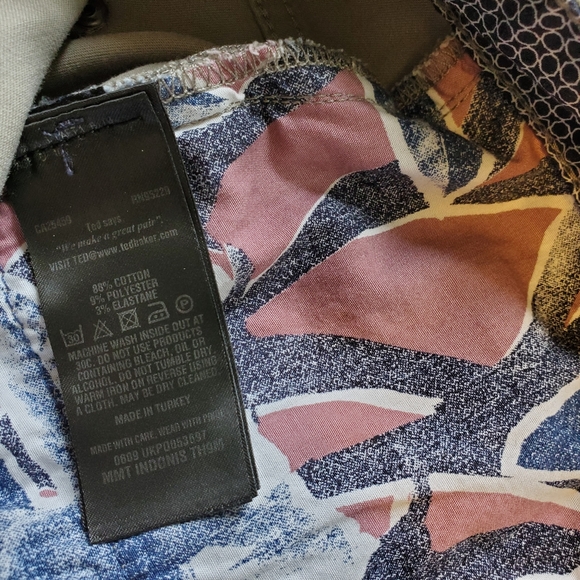 36R Ted Baker Jeans. Soft. Grey. London. EUC. - Picture 6 of 6